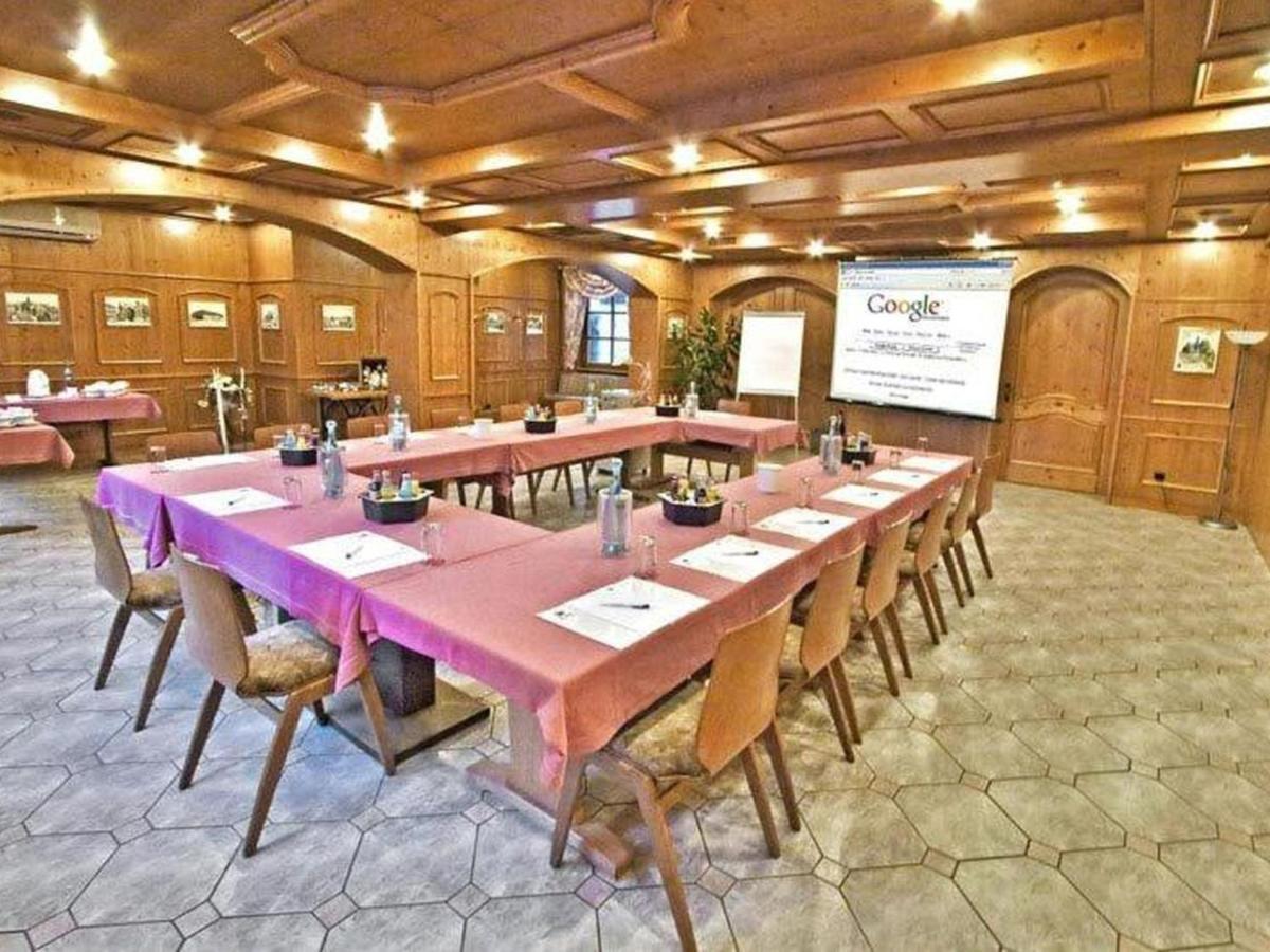 Hotel Zur Krone Ronneburg  المظهر الخارجي الصورة