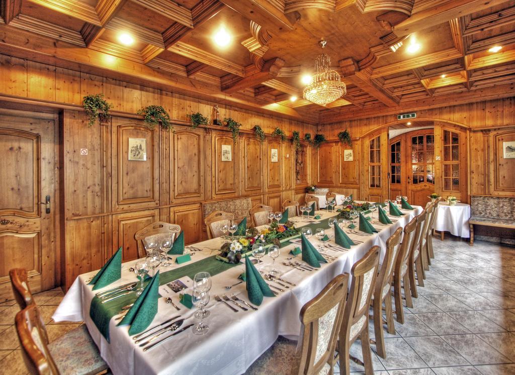 Hotel Zur Krone Ronneburg  المظهر الخارجي الصورة